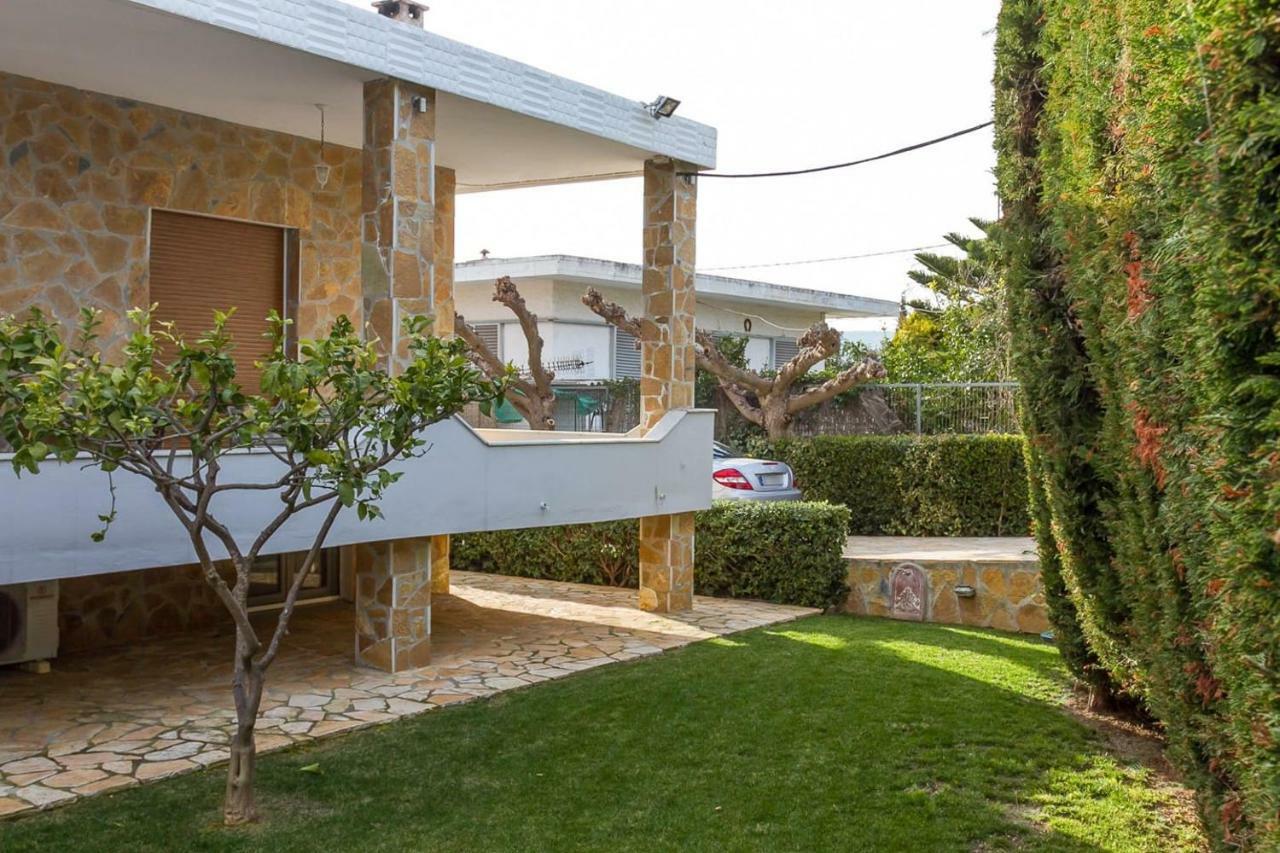 Spacious Home With Garden In Marathonas Εξωτερικό φωτογραφία